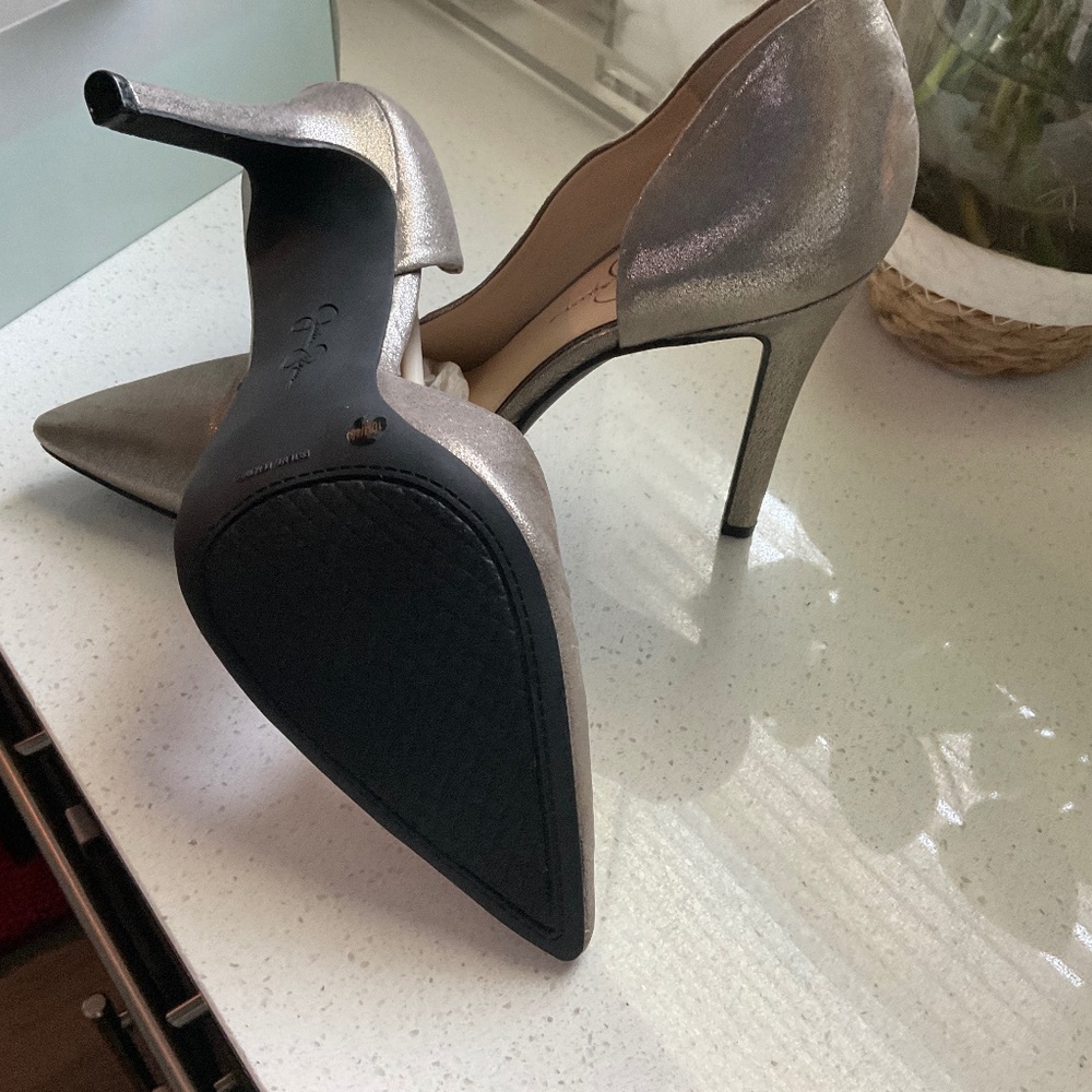 Shoes - Picture 2 of 3